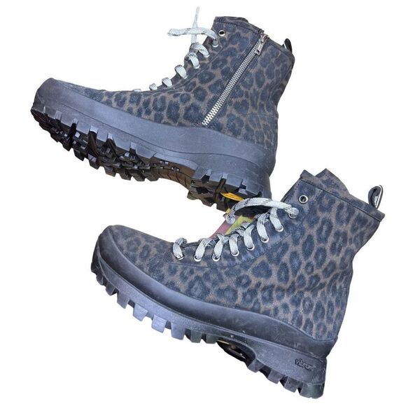 P448 Denise Leopard Print Boot NWOB Size 39 - Picture 7 of 10